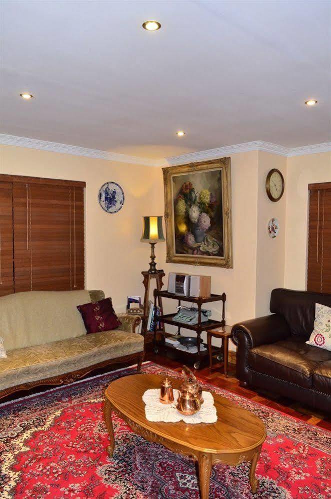 Woodlands Guest House Кейптаун Екстериор снимка